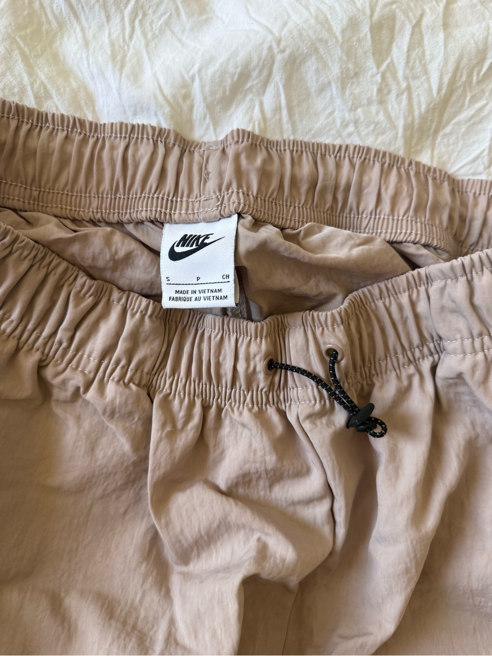 Women’s Brown Cargo Pants - Nike - Picture 2 of 3